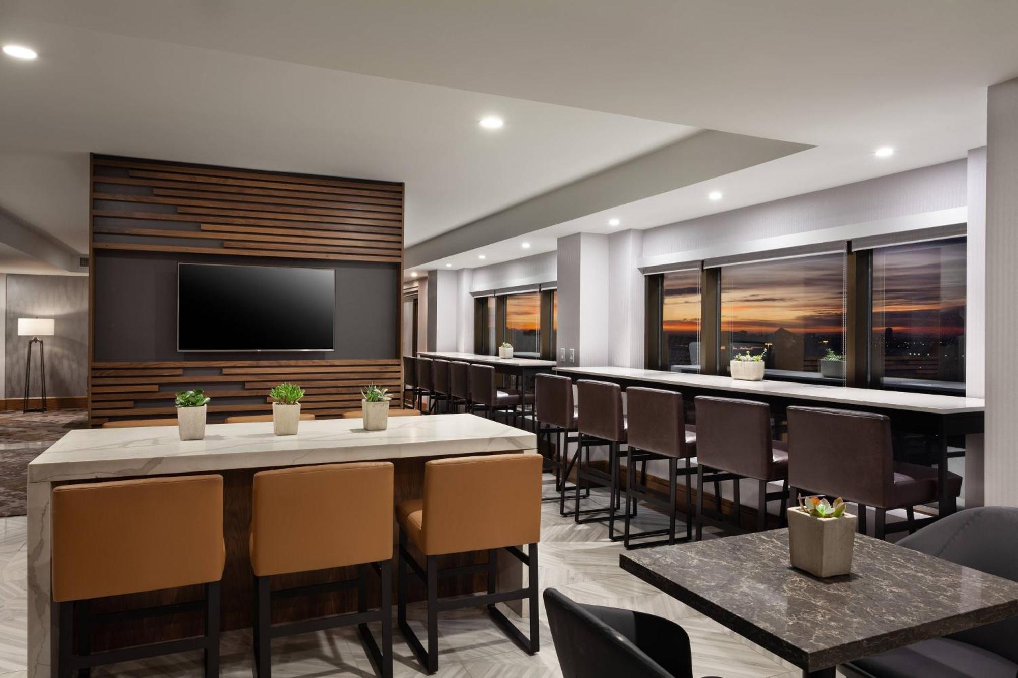 Marriott Phoenix Airport Exterior photo